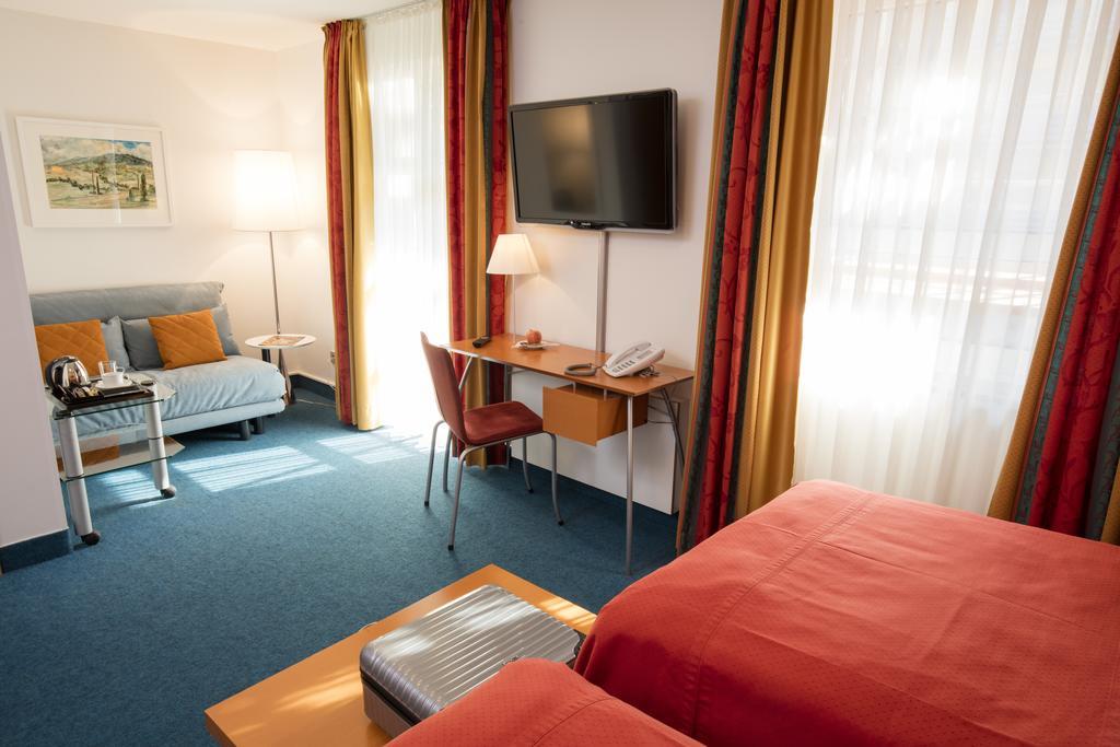 Design Hotel Zollamt Kaiserslautern Kültér fotó